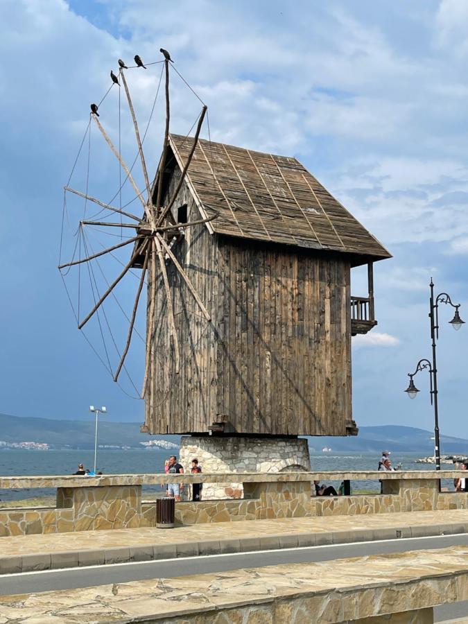 Alexandrov Plaza Studio Daire Misivri Dış mekan fotoğraf